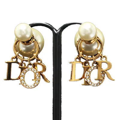 Christian Dior�@���S�@�s�A�X